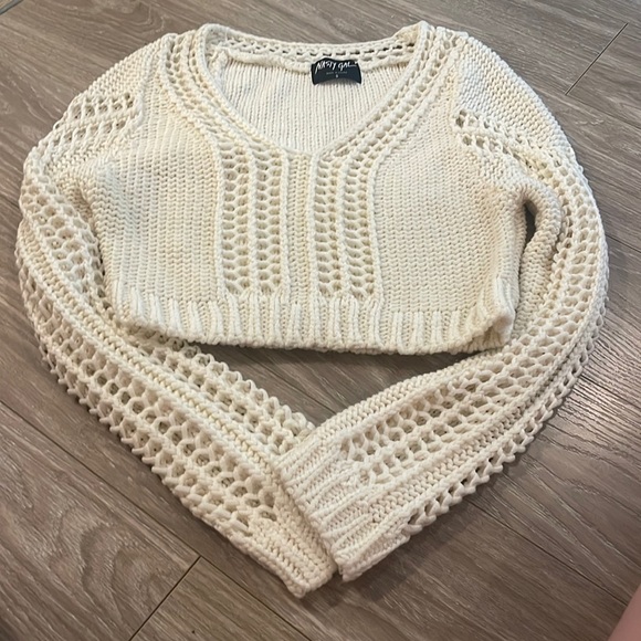 Nasty Gal Sweaters - Nasty Gal Cropped Cream Sweater